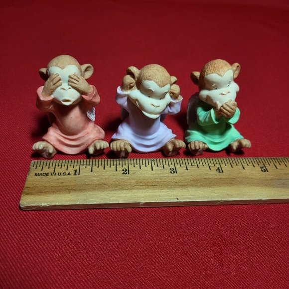 See Hear Speak No Evil Monkey Figurine Set of 3 - Picture 8 of 10
